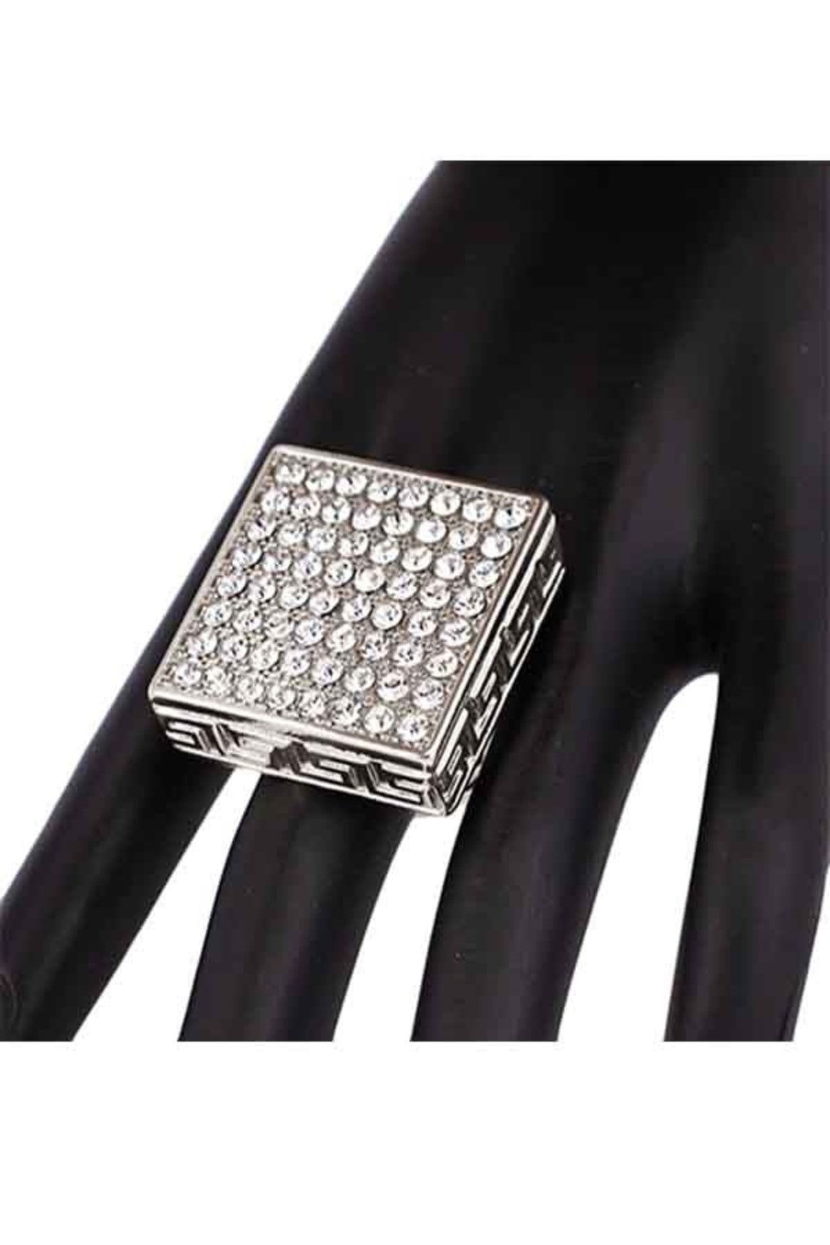 A stylish stretchable ring featuring a Greek square design with crystal embellishments, perfect for any occasion.