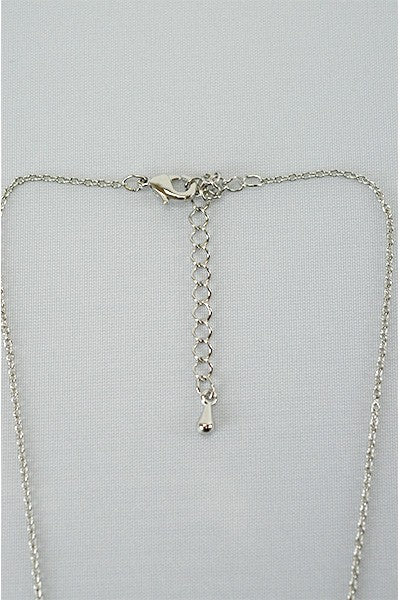 Silver plated necklace featuring an American flag design, with a lobster claw clasp and extender.