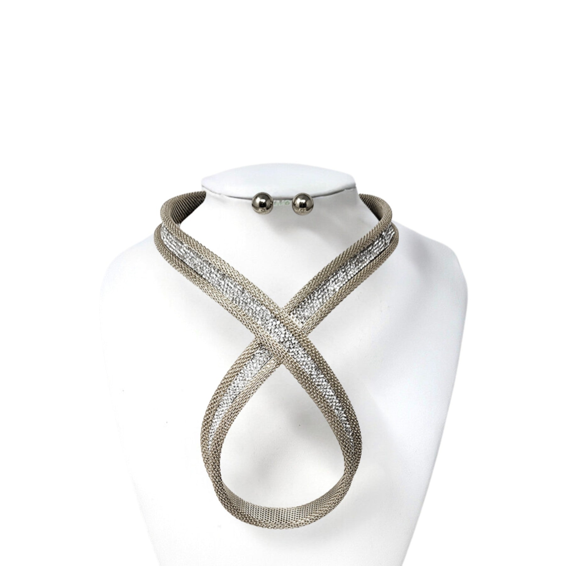 Wire Ribbon Shaped Necklace Set showcasing an elegant design with a lobster claw clasp, perfect for various occasions.