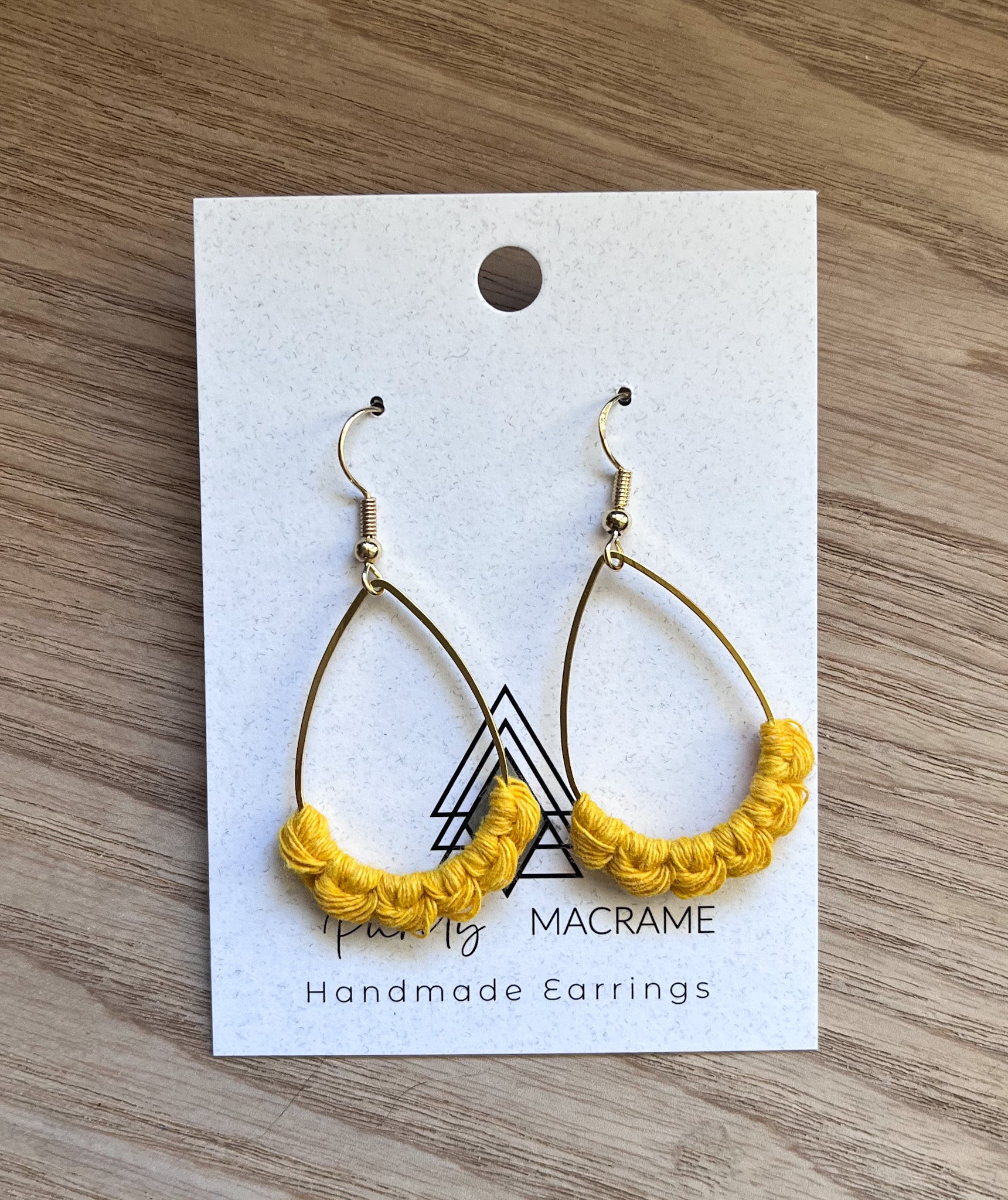 Elegant yellow gold teardrop earrings made from 100% macrame cotton, lightweight and stylish.