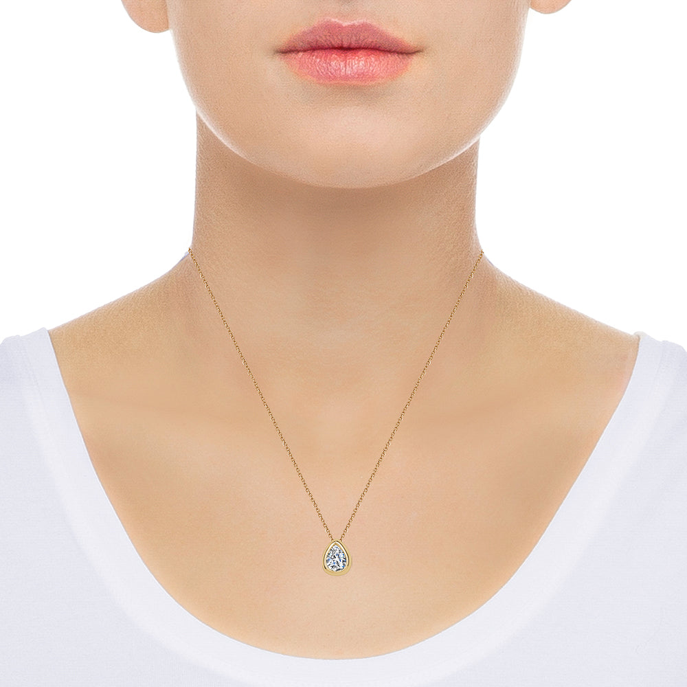 5A Cubic Zirconia Teardrop Minimalist Necklace in 925 sterling silver with 18k gold plating, featuring a teardrop design and lobster-claw clasp.