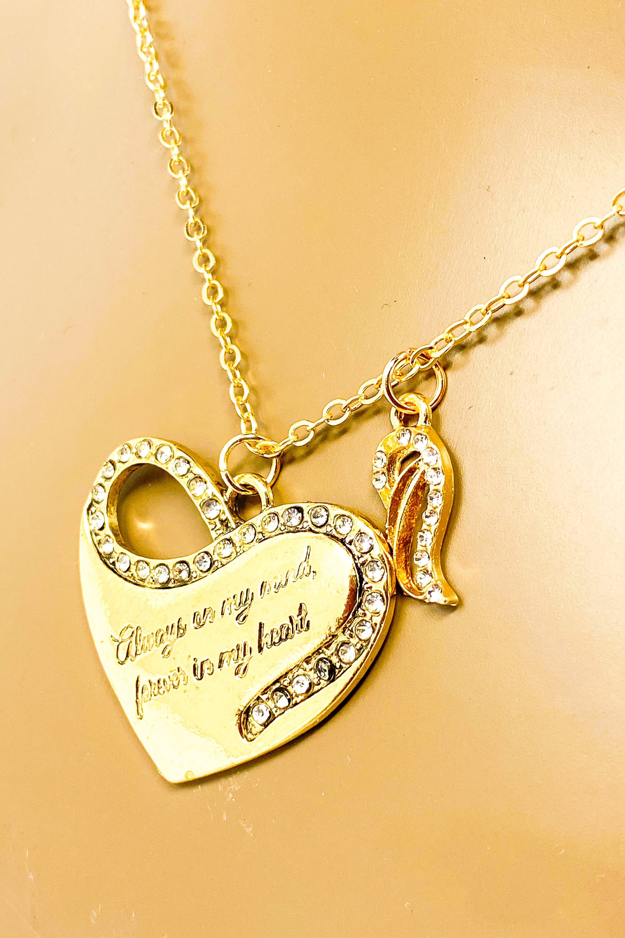 Always On My Mind Necklace in gold and silver, crafted from high-quality zinc alloy, symbolizing love and remembrance.