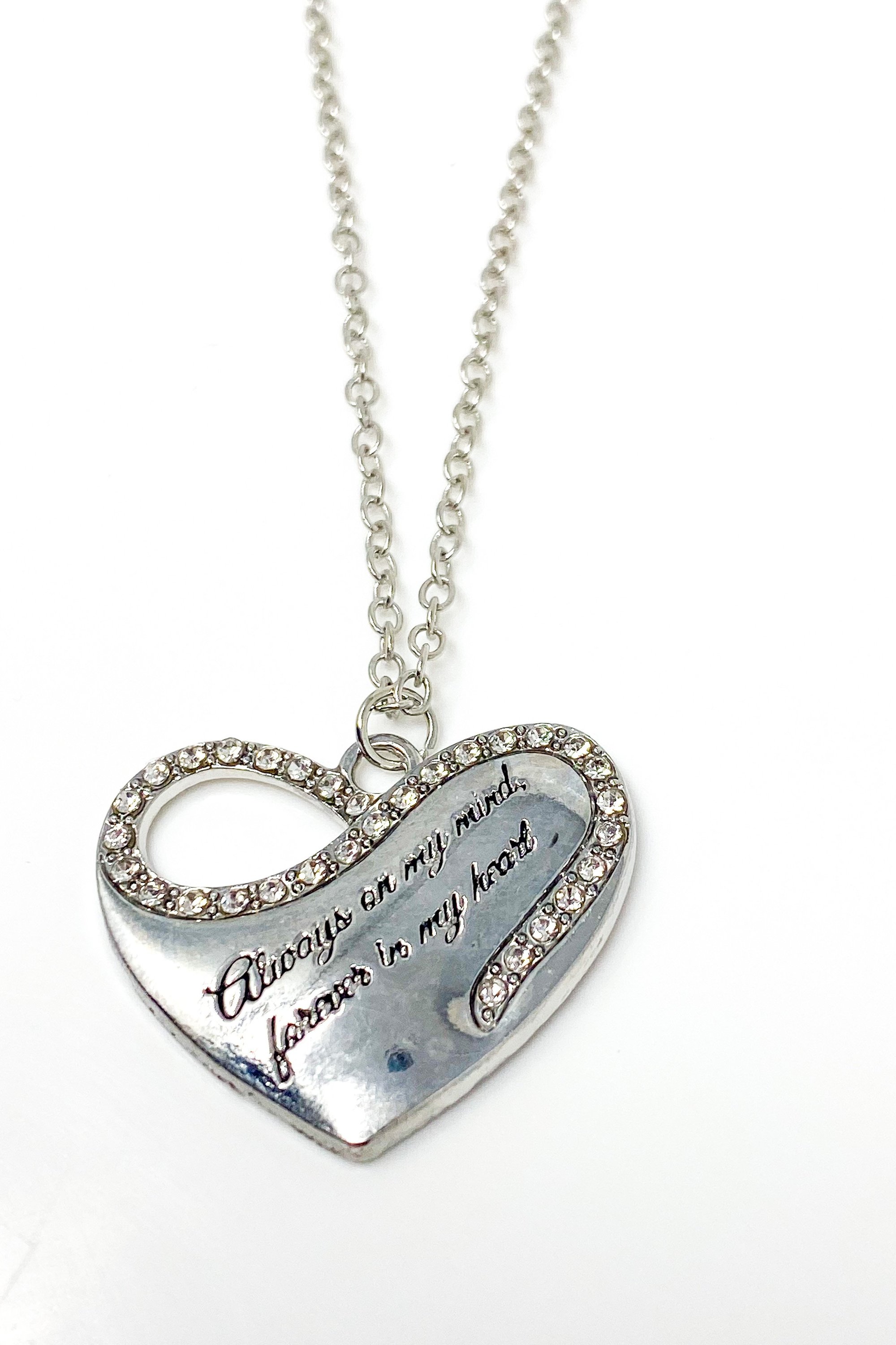 Always On My Mind Necklace in gold and silver, crafted from high-quality zinc alloy, symbolizing love and remembrance.