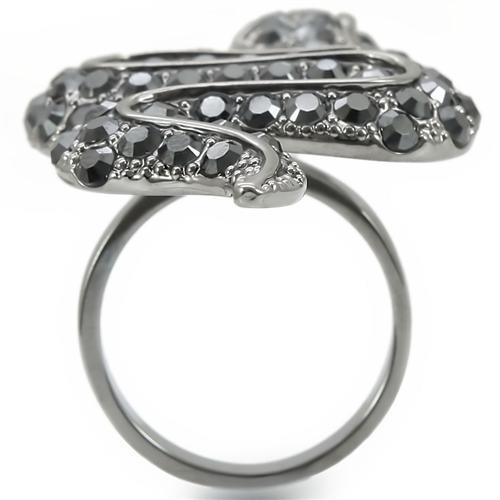 0W282 Ruthenium Brass Ring featuring a jet-colored top grade crystal centerpiece, showcasing elegance and sophistication.