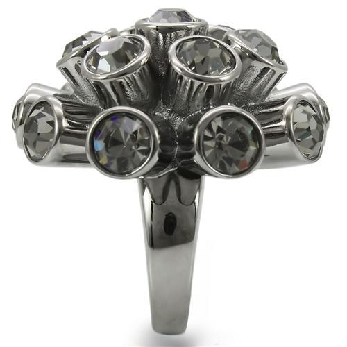 0W306 Ruthenium Brass Ring featuring a top-grade jet crystal centerpiece, showcasing an elegant design and luxurious finish.