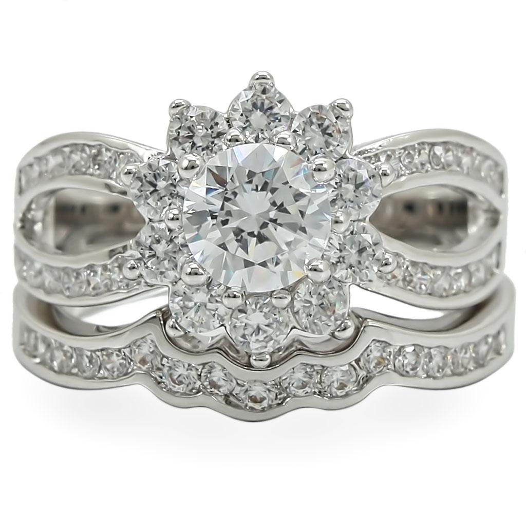 1W008 Rhodium Brass Ring featuring a clear AAA Grade CZ center stone, elegantly designed for style and comfort.