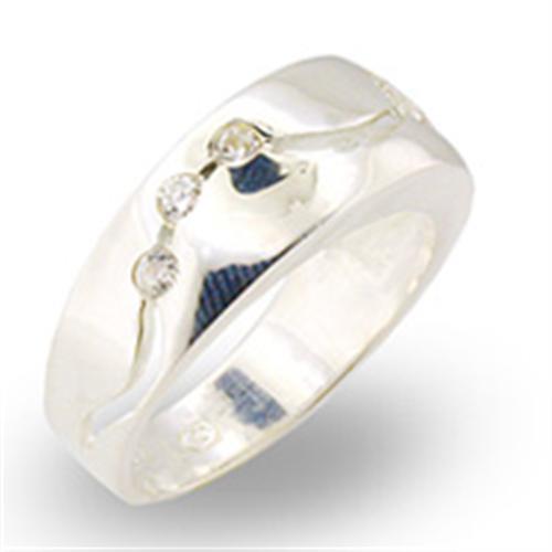 High-polished 925 sterling silver ring featuring a clear AAA grade cubic zirconia stone, elegantly designed for any occasion.