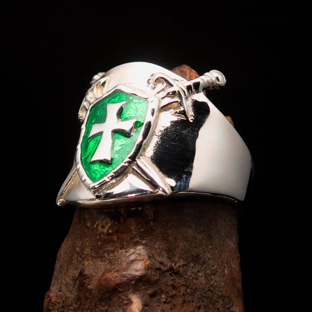 Crossed Swords Men's Knights Templar Cross Ring in sterling silver with green enamel detailing, showcasing its intricate design and high polish.