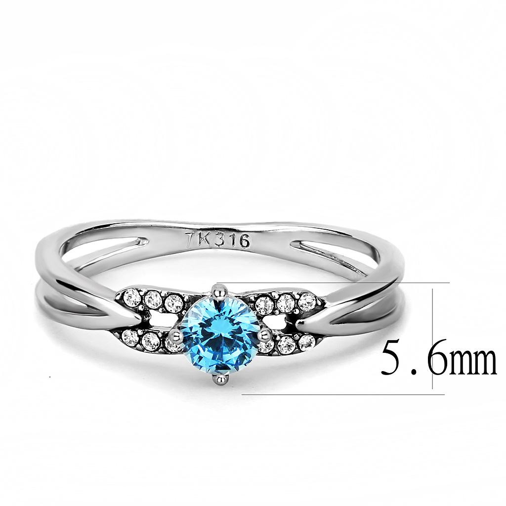 DA116 High Polished Stainless Steel Ring featuring a AAA Grade Sea Blue CZ stone, showcasing its elegant design and high shine finish.