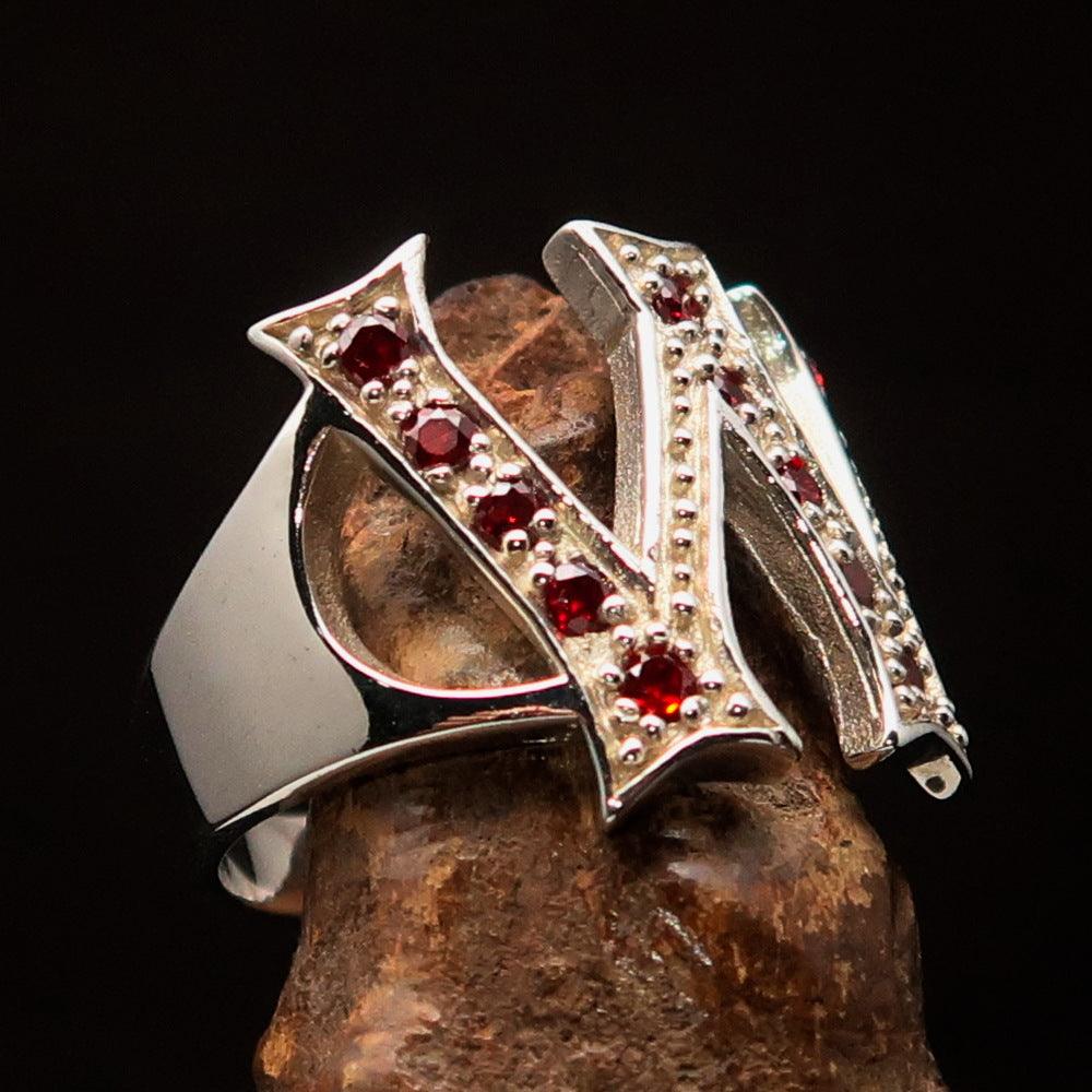 Excellent Crafted Initial Ring featuring a bold letter W adorned with 11 red cubic zirconias, made of sterling silver.