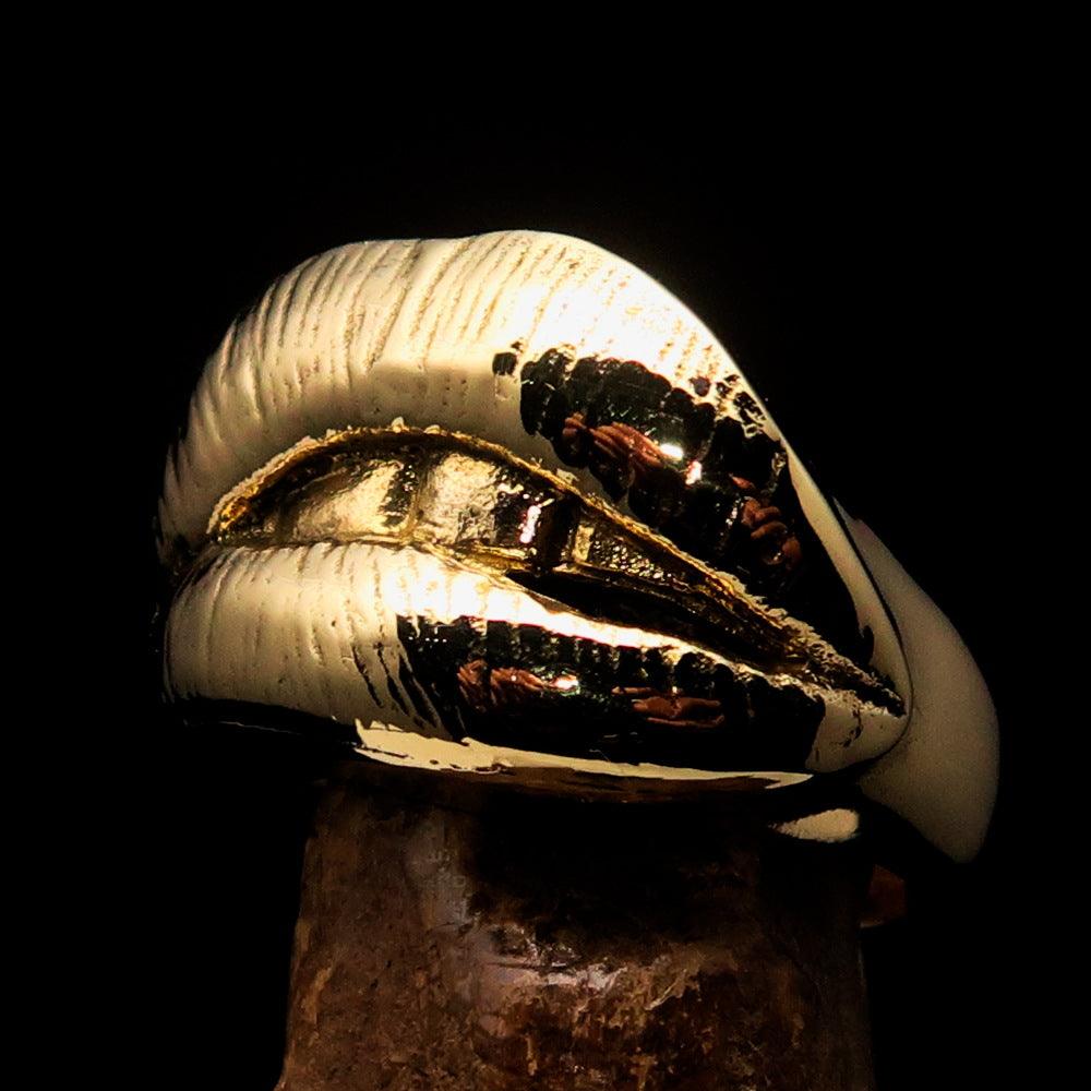 Lady's Love Ring 'the big Kiss' in mirror polished solid brass, showcasing a unique hot lips design.