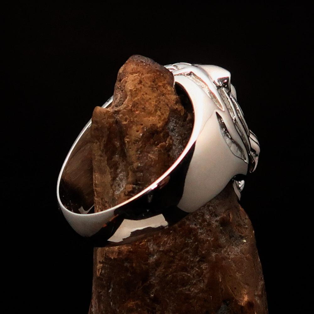 A shiny Sterling Silver Men's Animal Ring featuring a detailed male tiger design, showcasing its craftsmanship and elegance.