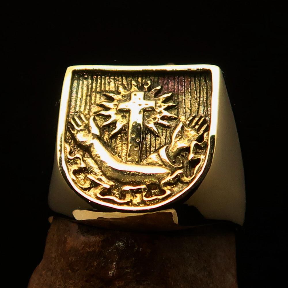 Men's Franciscan Corona Cross Pinky Ring made of solid brass with a shiny mirror-polished finish, showcasing its elegant design.