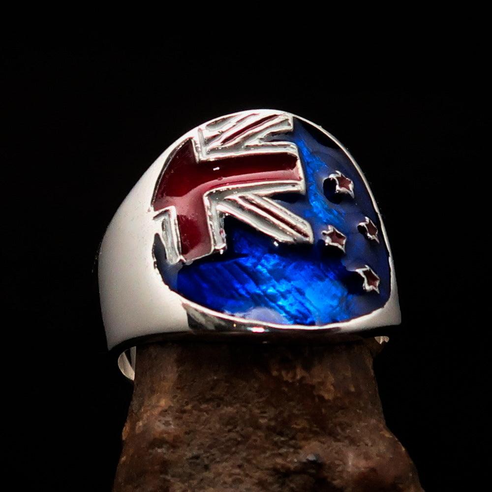 Men's National Flag Ring New Zealand in sterling silver with high-polished finish and enamel detailing.