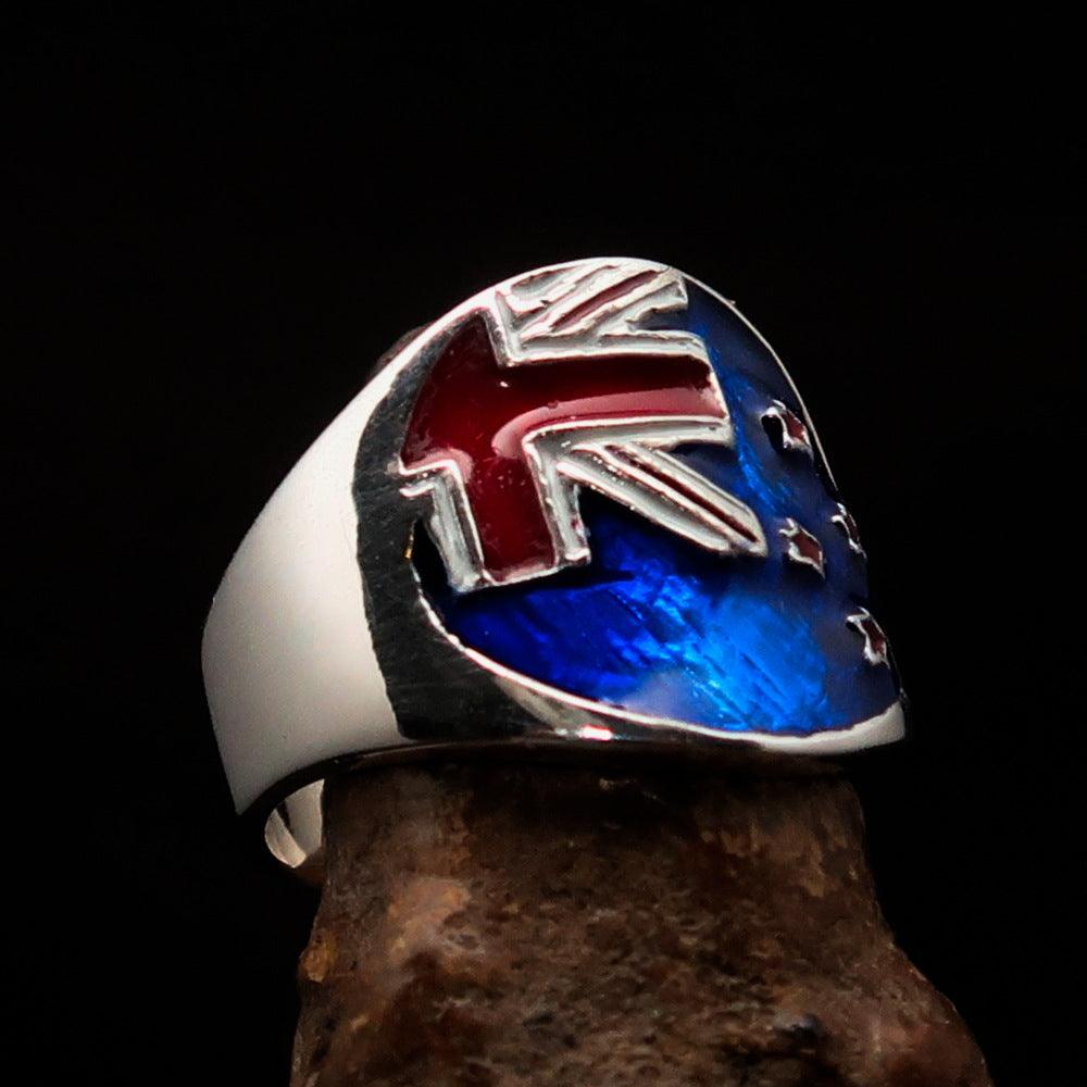 Men's National Flag Ring New Zealand in sterling silver with high-polished finish and enamel detailing.