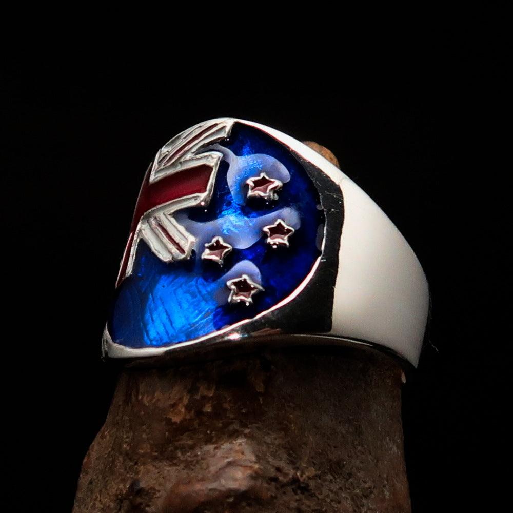 Men's National Flag Ring New Zealand in sterling silver with high-polished finish and enamel detailing.