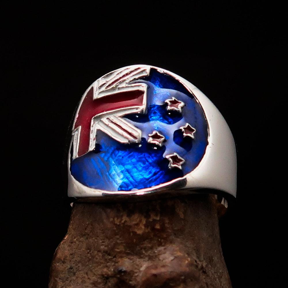 Men's National Flag Ring New Zealand in sterling silver with high-polished finish and enamel detailing.