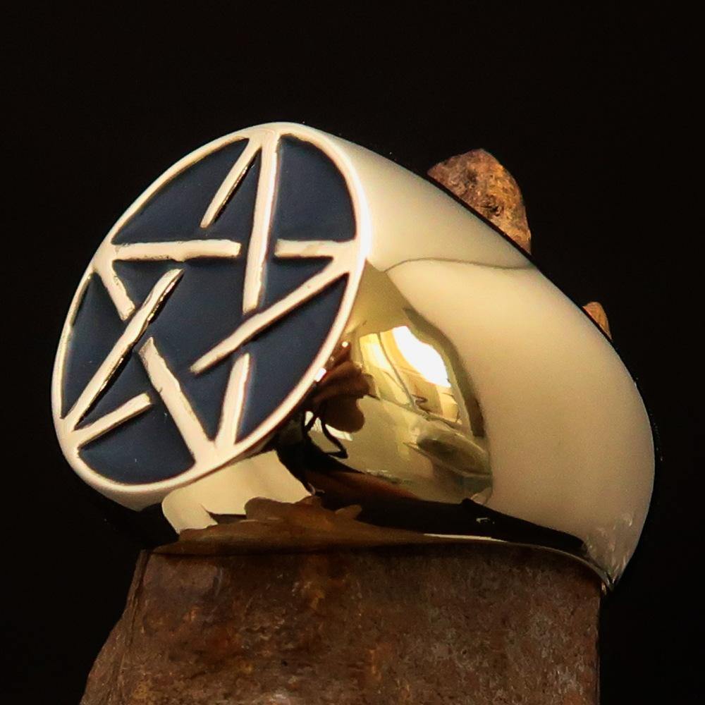 Men's Pinky Ring made of solid brass featuring a high polished black pentagram design, showcasing its elegant craftsmanship.