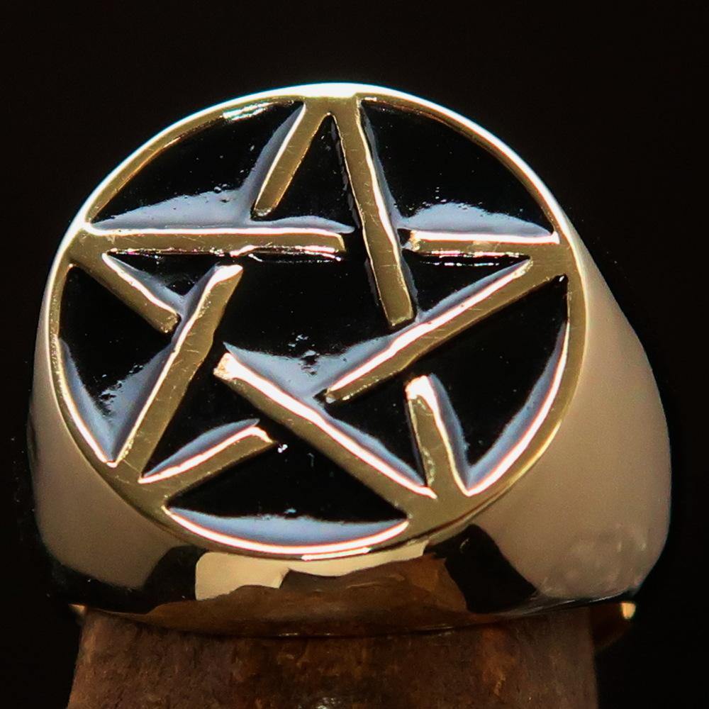 Men's Pinky Ring made of solid brass featuring a high polished black pentagram design, showcasing its elegant craftsmanship.