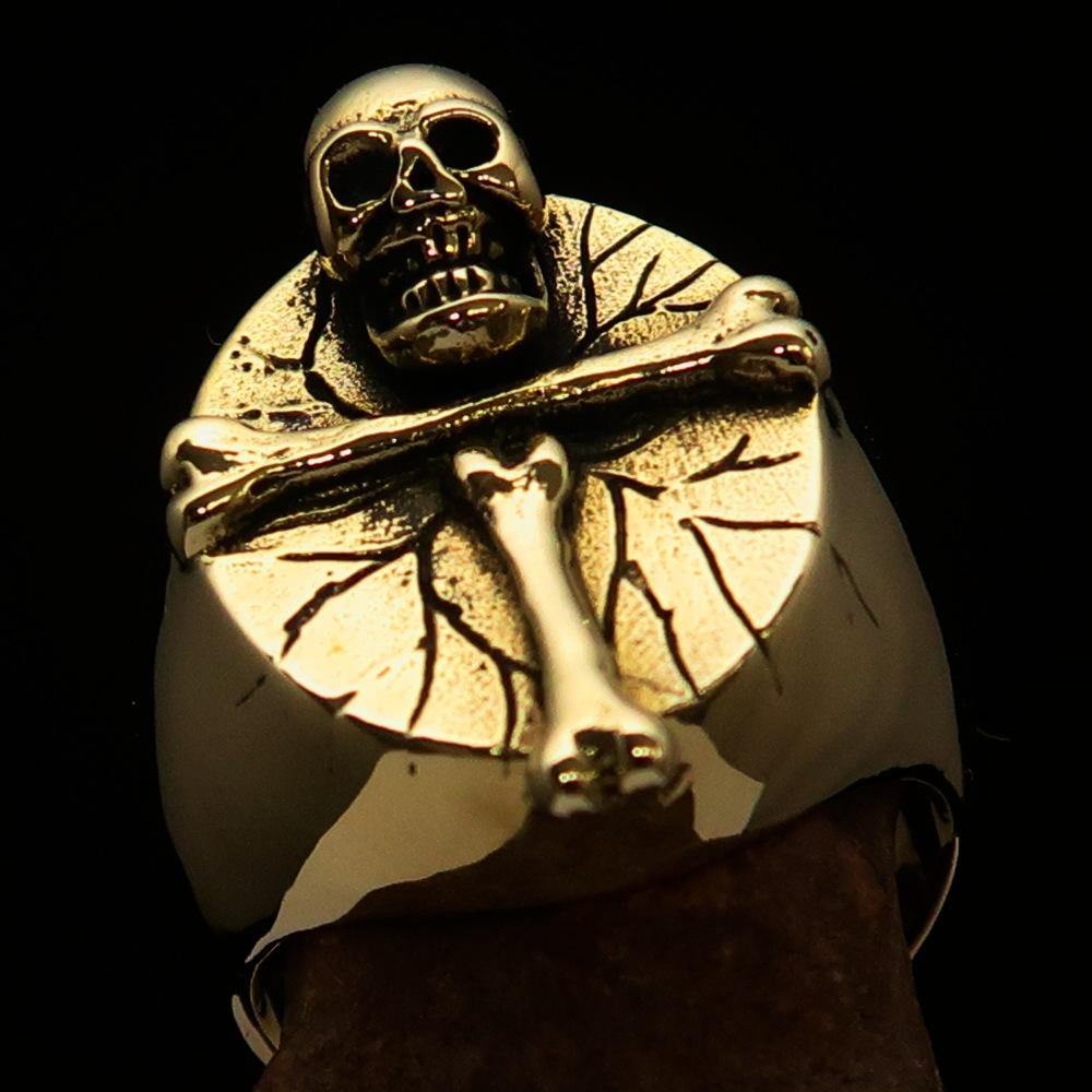 Men's Skull Ring made of solid brass featuring an R.I.P design, showcasing intricate details and a polished finish.