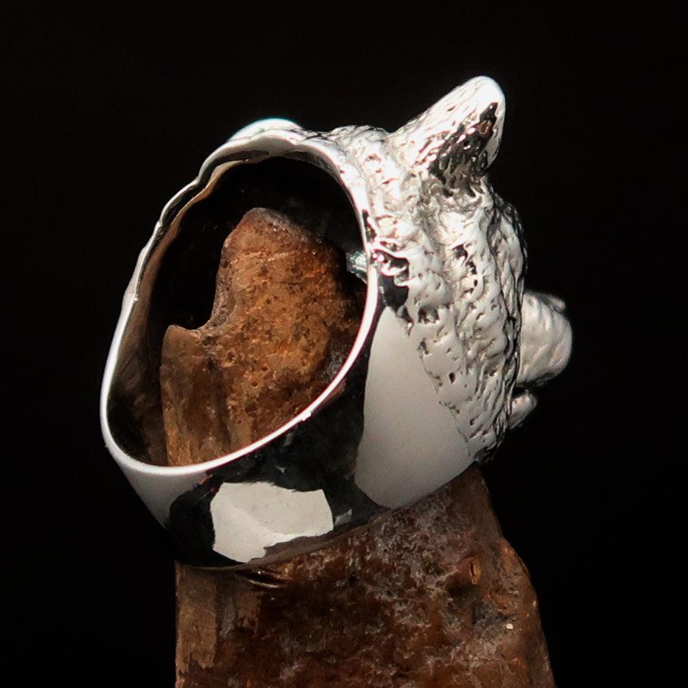 Men's sterling silver ring featuring an antiqued grizzly bear design, showcasing quality craftsmanship and unique style.