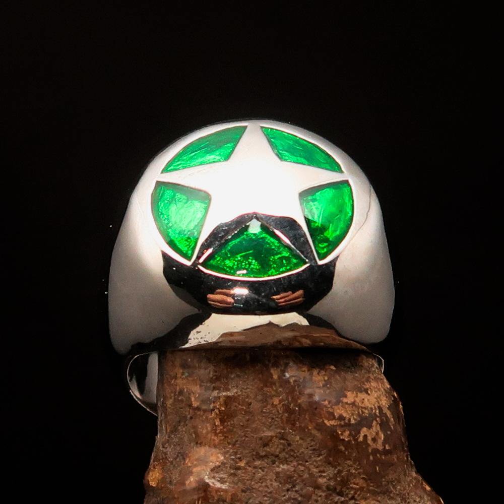 Men's US Marshall Ring in sterling silver featuring a green enamel star design, showcasing its high-polished finish and hallmark 925.