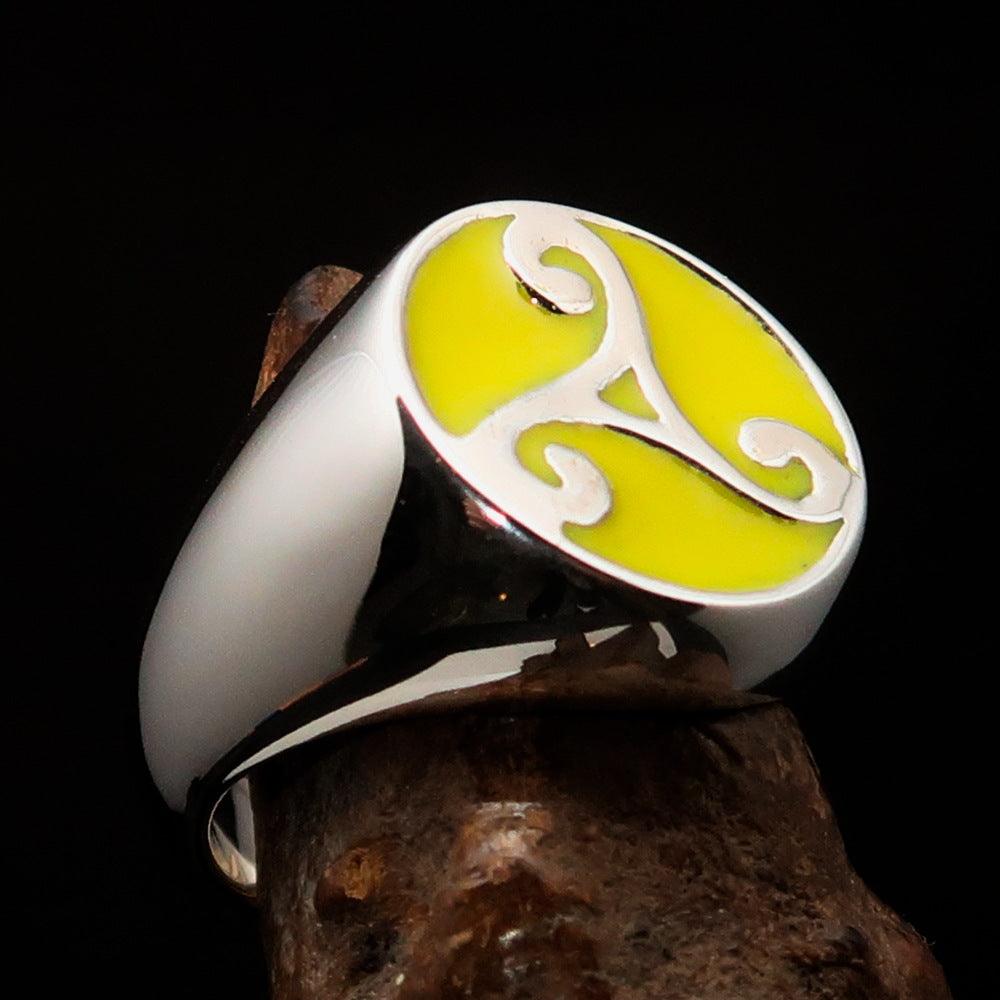 Men's Celtic Triade Ring in yellow enamel, crafted from solid sterling silver with a high polish finish, featuring the Triskele symbol.