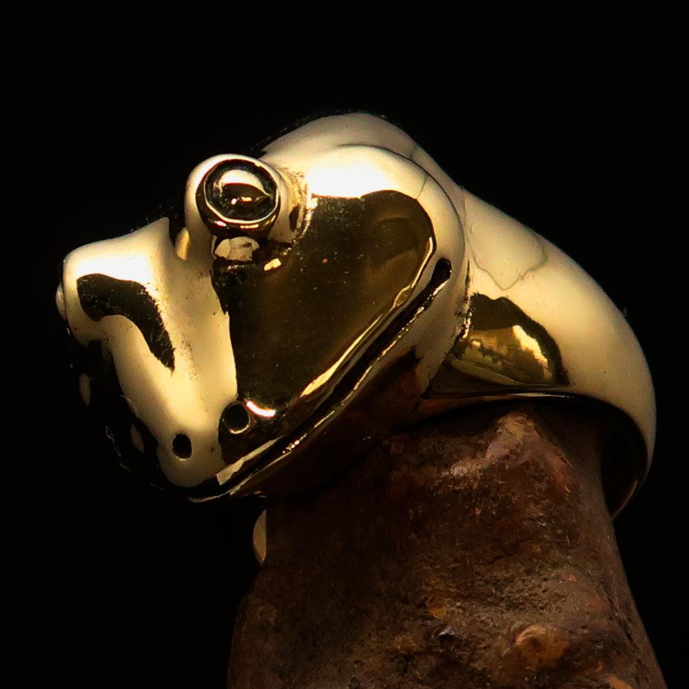 Men's Grinning Frog Pinky Ring made of solid brass with a mirror polished finish, showcasing a unique frog design.