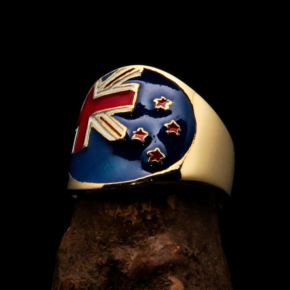 Men's National Flag Ring New Zealand made of solid brass with high polish and enamel detailing, showcasing the New Zealand flag.