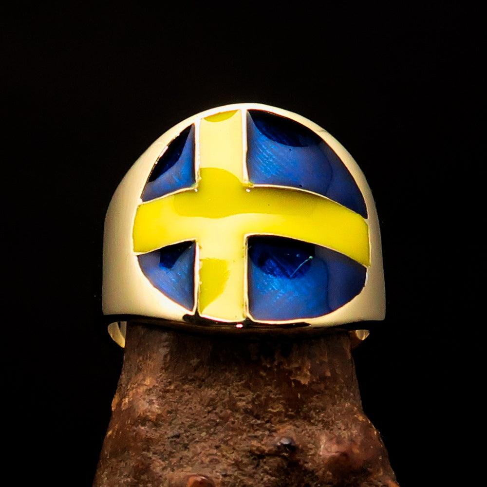 Men's National Flag Ring Sweden made of solid brass with high polish and enamel detailing, showcasing the Swedish flag.