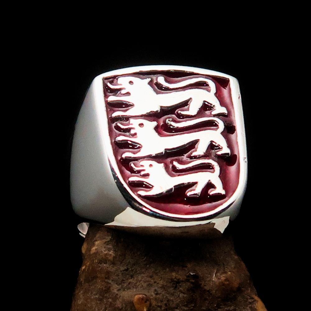 Men's Shield Ring made of sterling silver featuring a 3 Lions Coat of Arms design with red enamel accents.