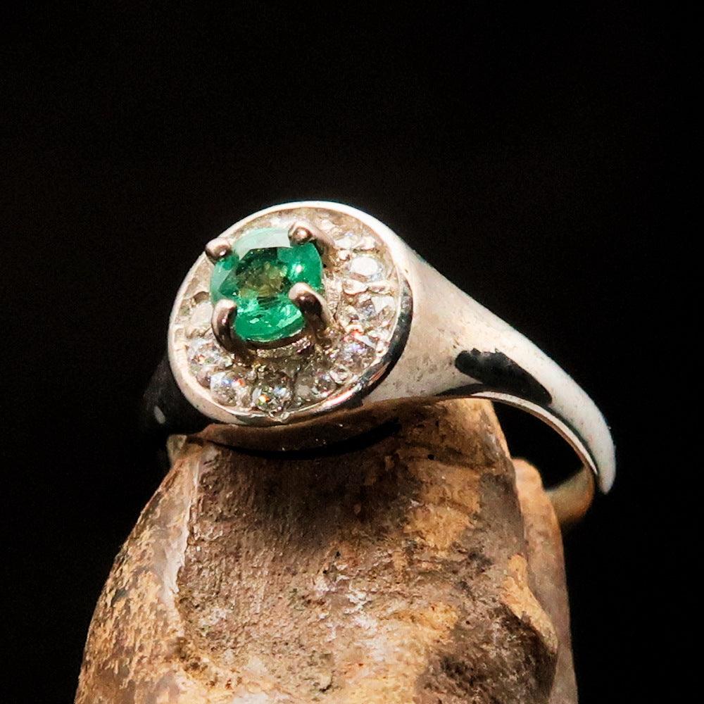 Sterling Silver Solitaire Ring featuring a round Green Emerald and twelve white Cubic Zirconias, hallmarked 925.