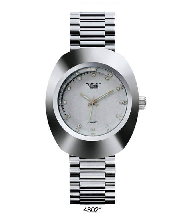 4802 Metal Band Watch featuring a luxe metal band and unique case design, perfect for stylish women.