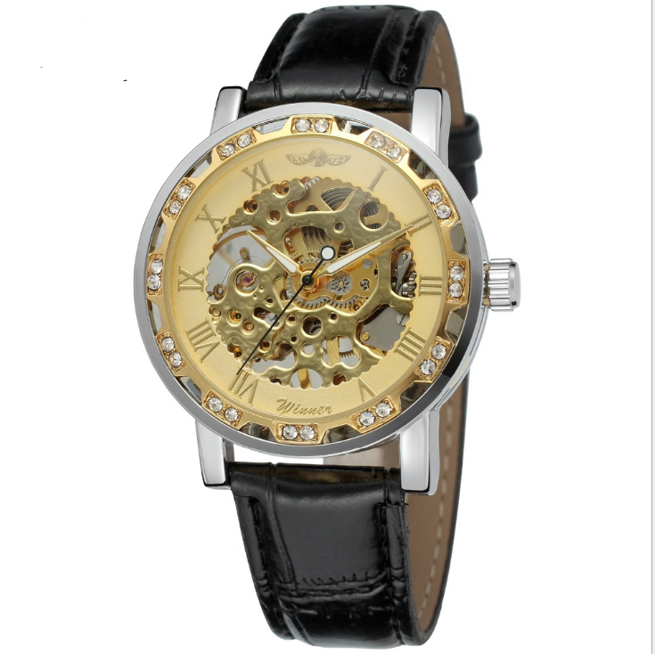 Fashion Casual Classic Quartz Watch for Men with a sleek design, featuring a 40mm diameter and mineral tempered glass.