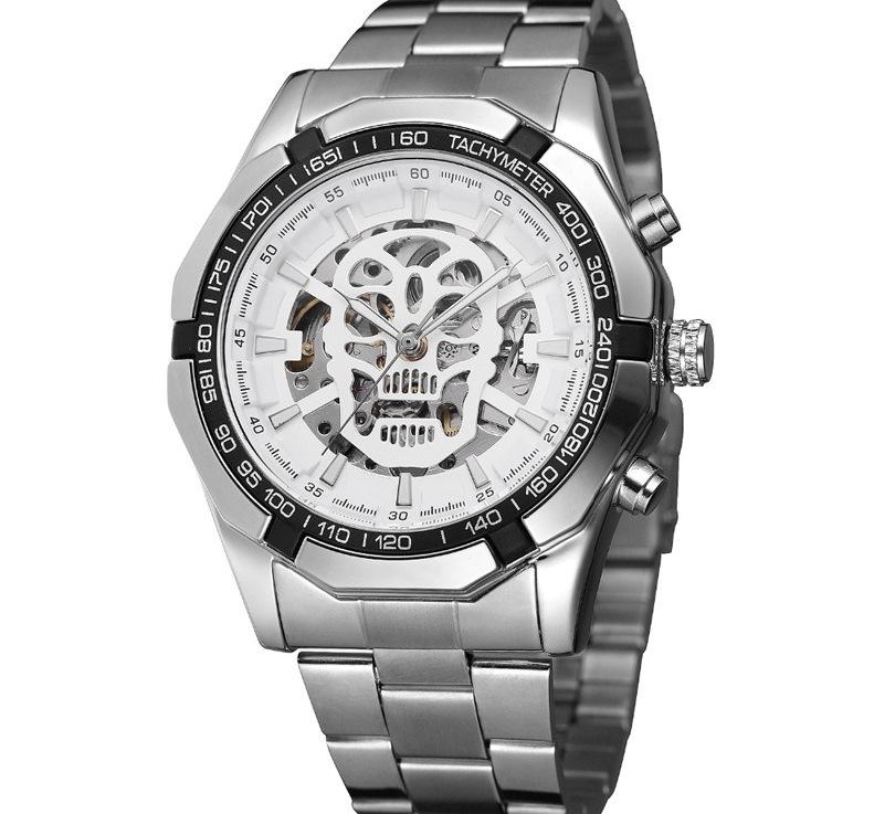 Fashion Casual Quartz Wristwatch for Men with stainless steel band and round case design.