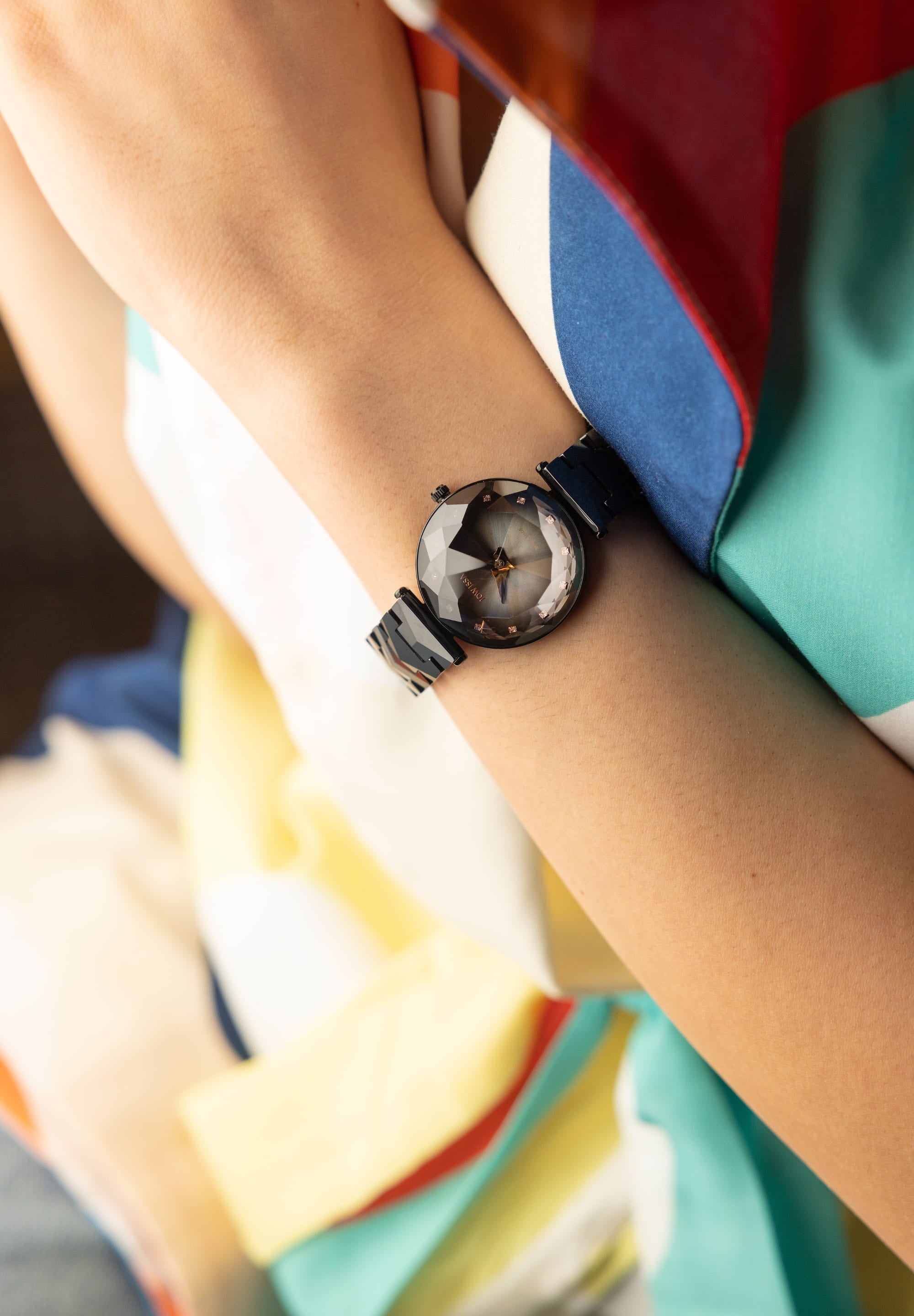 Magic Sapphire Swiss Ladies Watch J1.810.M featuring a grey degradé dial, black ceramic bracelet, and scratch-resistant sapphire crystal.