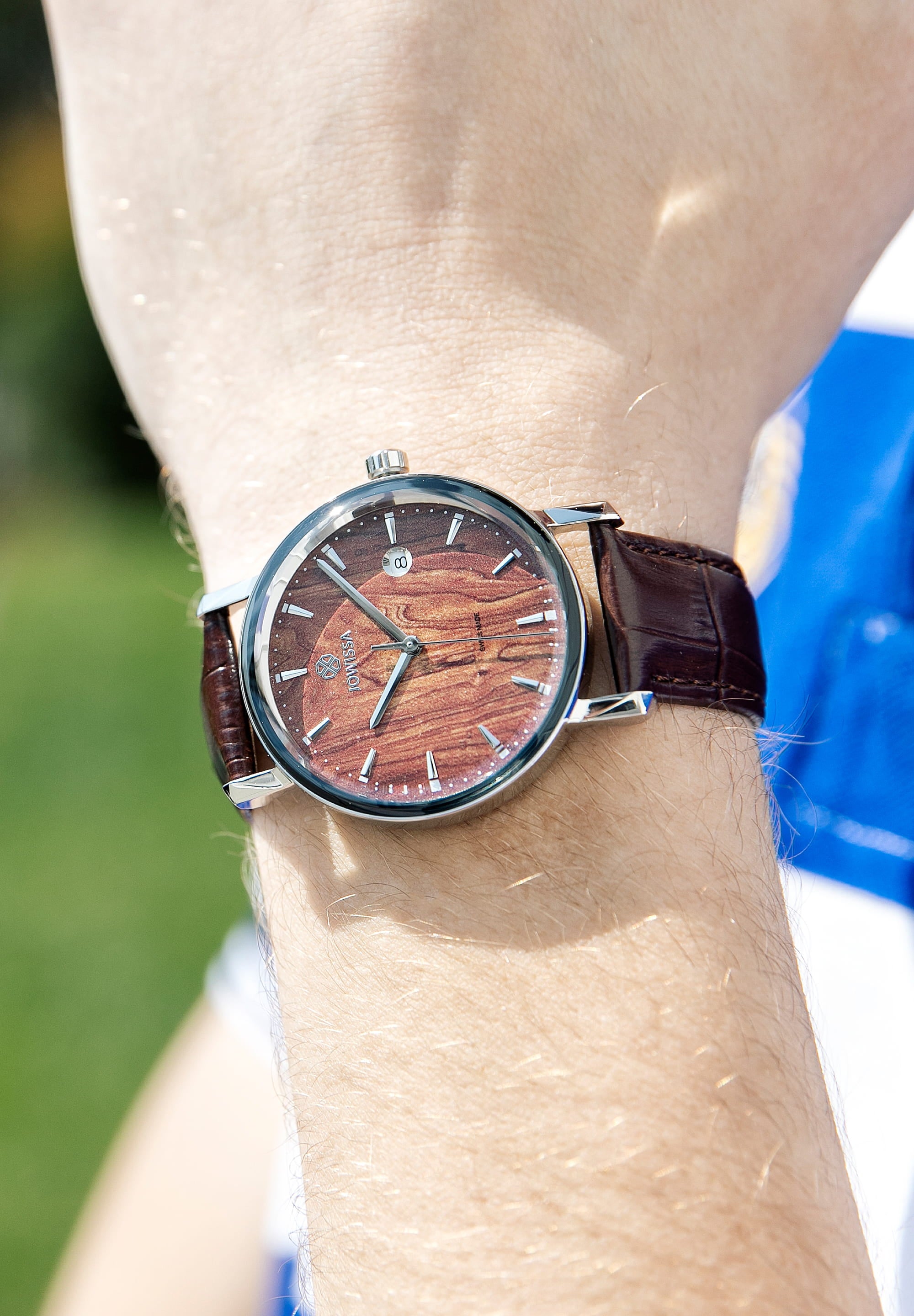 Magno Swiss Men's Watch J4.277.L featuring a brown wood-effect dial, silver indices, and a brown alligator-embossed leather strap.