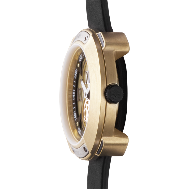 Vista Roman Gold Black watch featuring a gold case, light gold dial with Roman numerals, and a black leather strap.