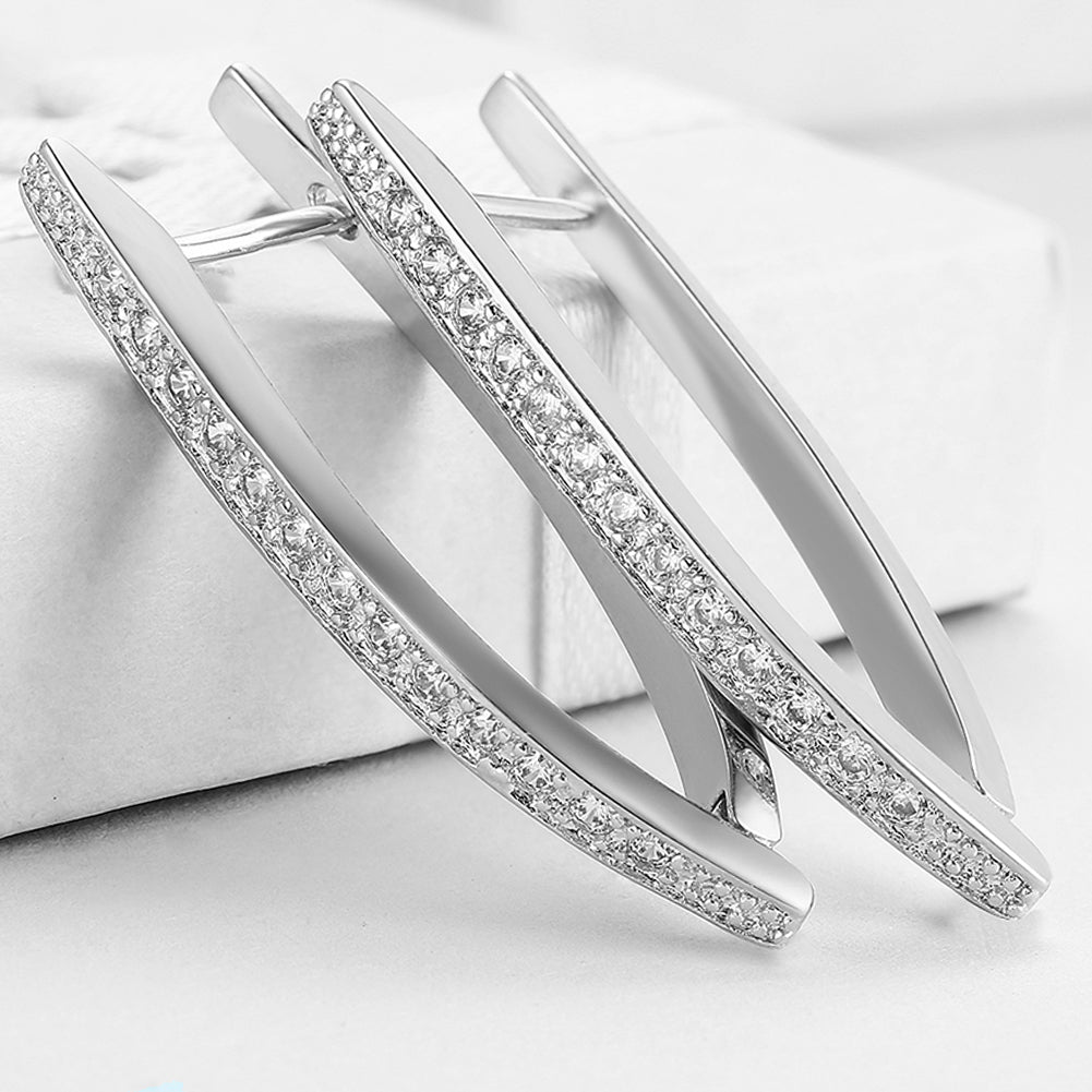 Elegant 1.00 CT Dangling Pave Teardrop Earrings in 14K White Gold, featuring sparkling pave crystals and a lightweight design.