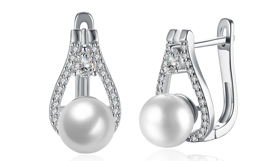 Elegant 14K white gold plated clip-on earrings featuring freshwater pearls in a pear cut design, perfect for any occasion.