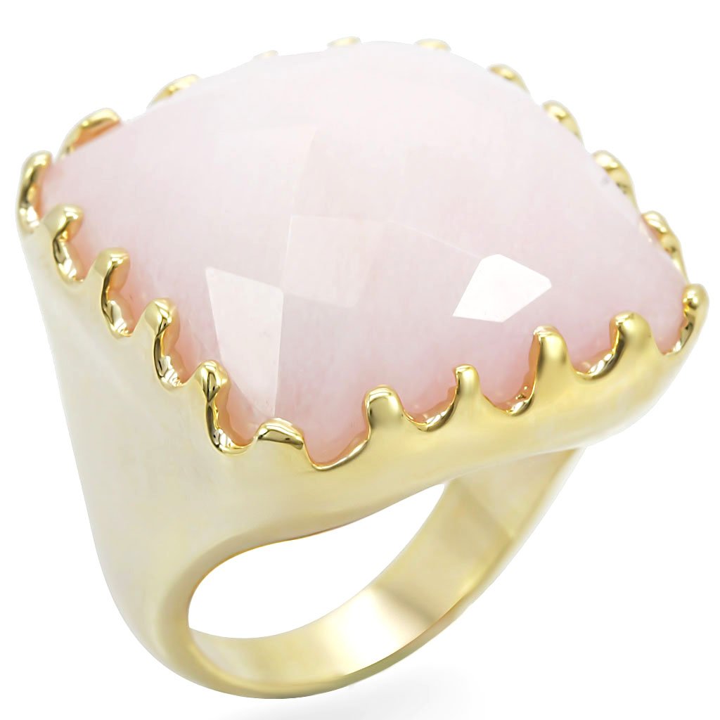 1W041 Gold Brass Ring featuring a synthetic rose jade stone, elegantly designed for stylish wear.