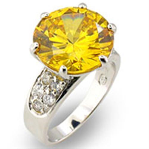 High-polished 925 sterling silver ring featuring a round AAA grade CZ stone in vibrant citrine color, showcasing elegance and craftsmanship.