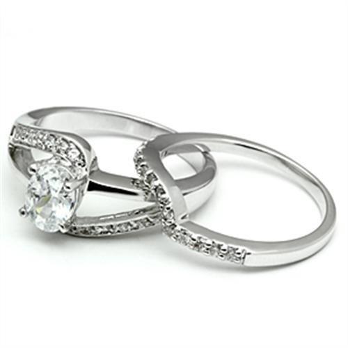 3W022 Rhodium Brass Ring featuring a clear AAA Grade CZ stone, showcasing its elegant design and shiny finish.