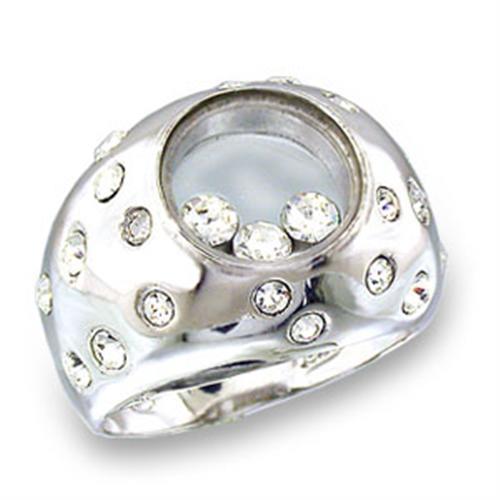 High-polished 925 sterling silver ring featuring a clear top grade crystal centerpiece, showcasing elegance and craftsmanship.