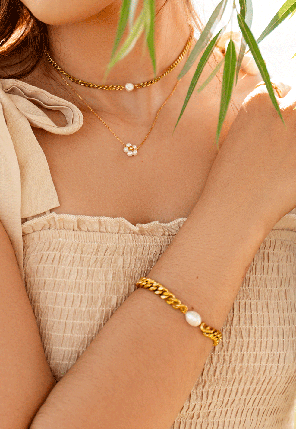 AMAYA Bracelet featuring bold Miami Cuban links and a freshwater pearl, elegantly designed in 18k yellow gold plating.