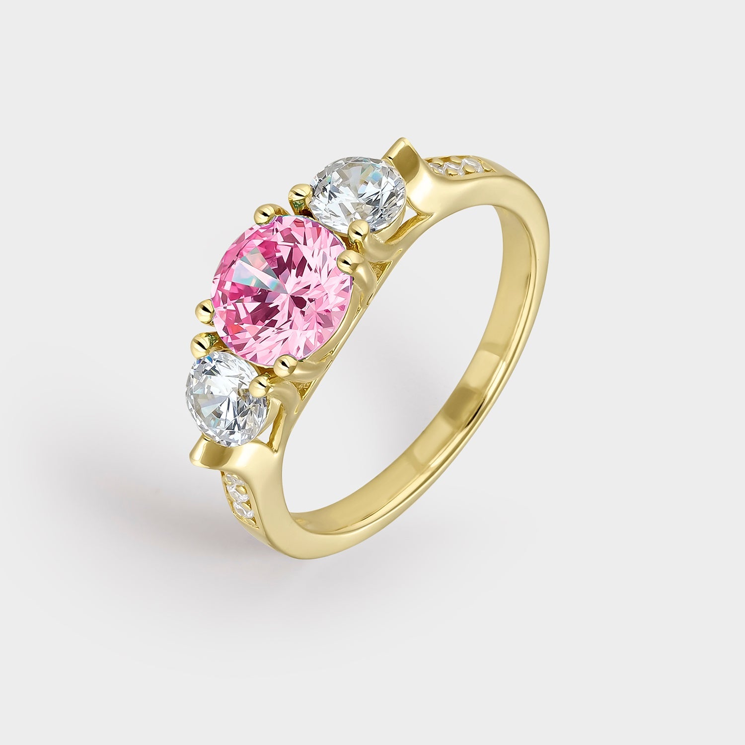 Anillo elegante de plata bañada en oro amarillo con circonitas blancas y rosa, ideal para ocasiones especiales.