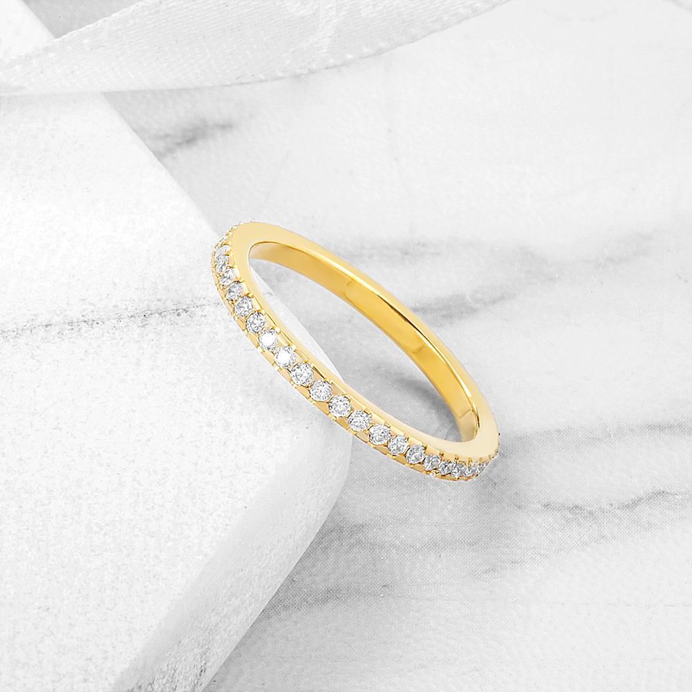 AURORA Ring made of 316L surgical stainless steel with 14K gold PVD plating, showcasing its elegant design and hypoallergenic features.