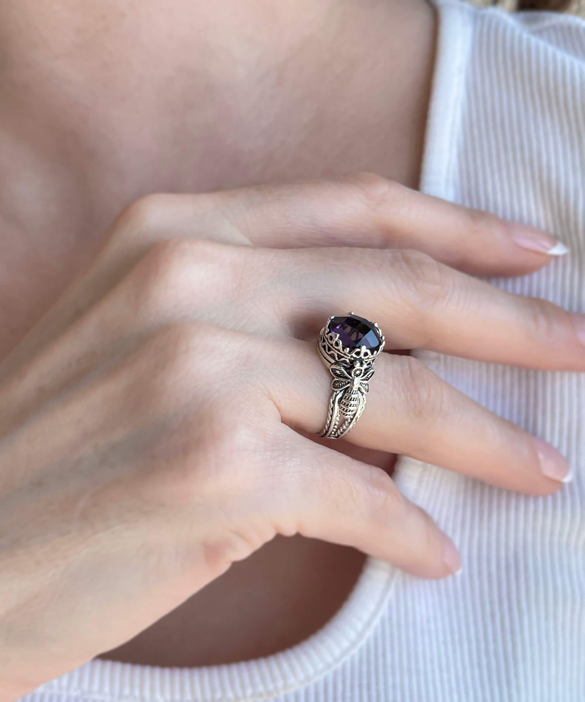 Bee Detailed Amethyst Gemstone Filigree Art Silver Cocktail Ring featuring intricate design and a vibrant purple gemstone.