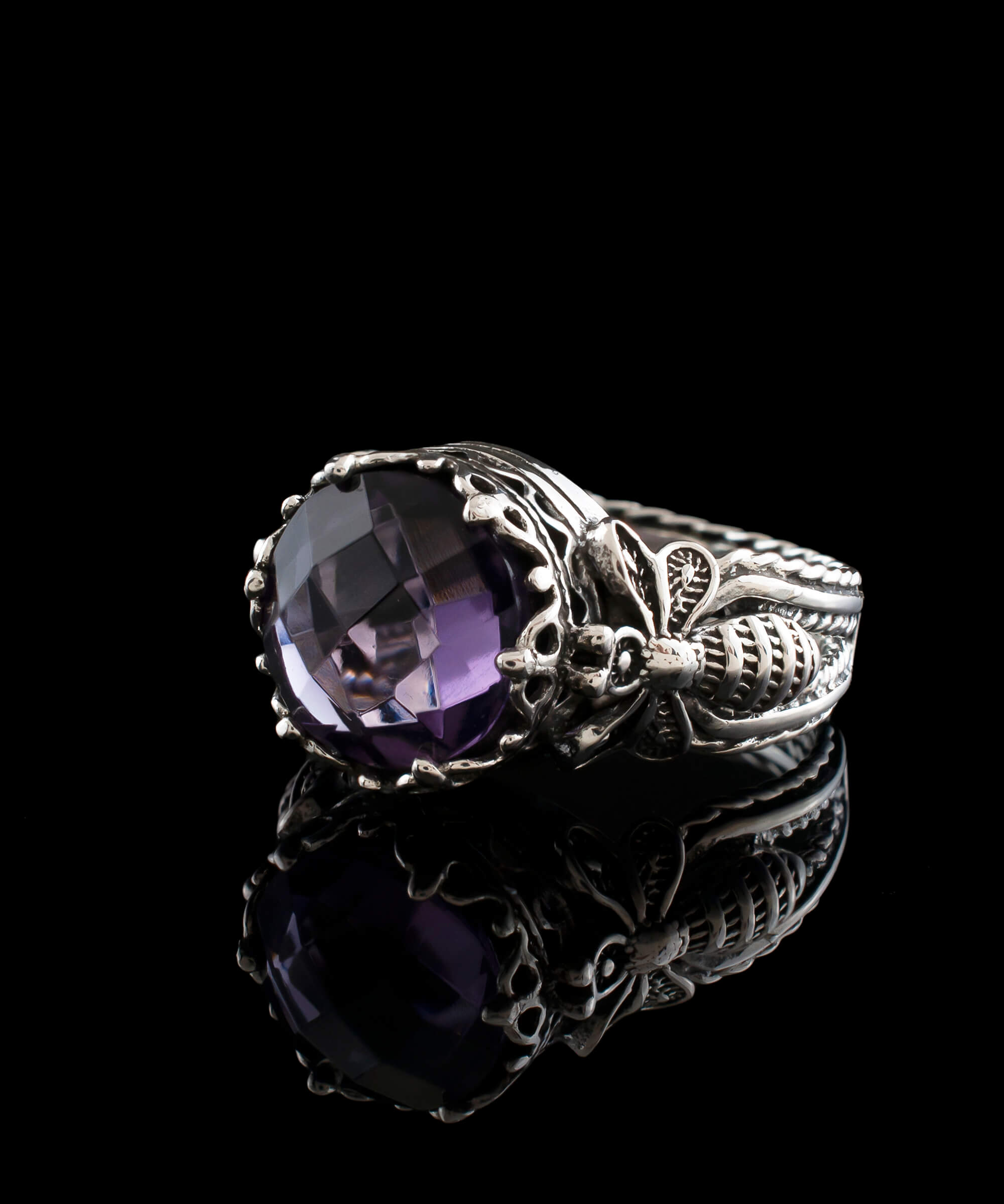 Bee Detailed Amethyst Gemstone Filigree Art Silver Cocktail Ring featuring intricate design and a vibrant purple gemstone.