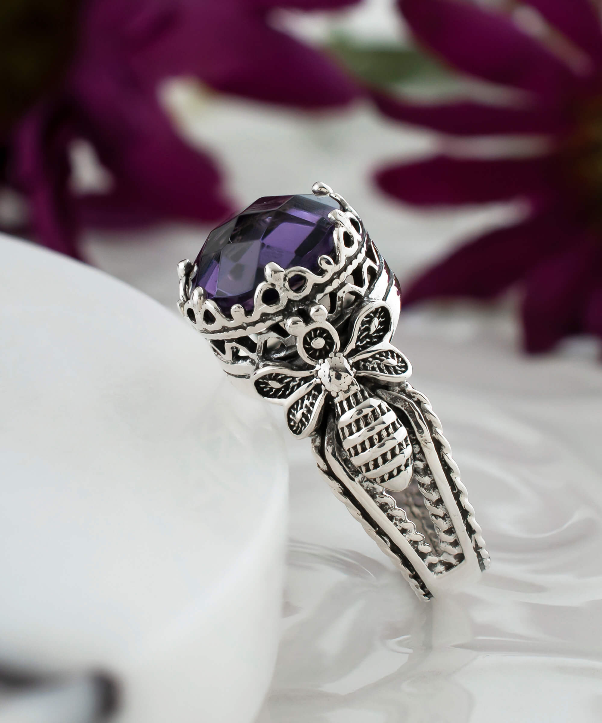 Bee Detailed Amethyst Gemstone Filigree Art Silver Cocktail Ring featuring intricate design and a vibrant purple gemstone.